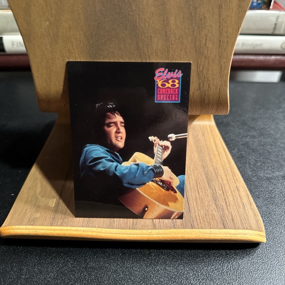 Elvis Collectible Card